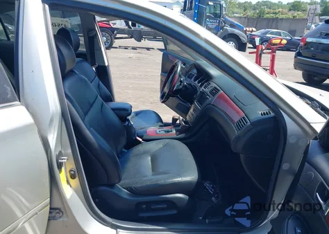 2003 Lexus Es 300 from USA, damaged, VIN JTHBF30G736007176